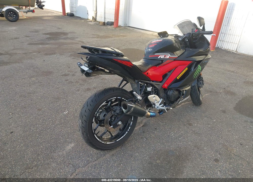 2023 YAMAHA YZFR3 A VIN: MH3RH18Y2PK012859