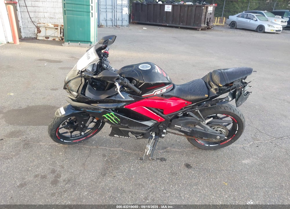 2023 YAMAHA YZFR3 A VIN: MH3RH18Y2PK012859