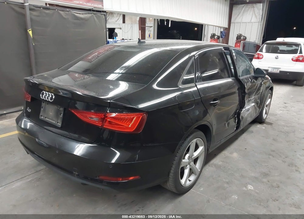 2016 AUDI A3 VIN: WAUA7GFF0G1008959