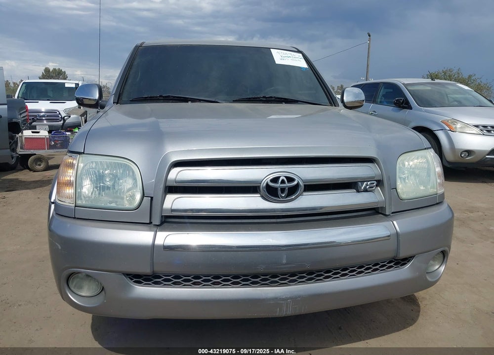 2005 TOYOTA TUNDRA SR5 V8 VIN: 5TBET34185S464569