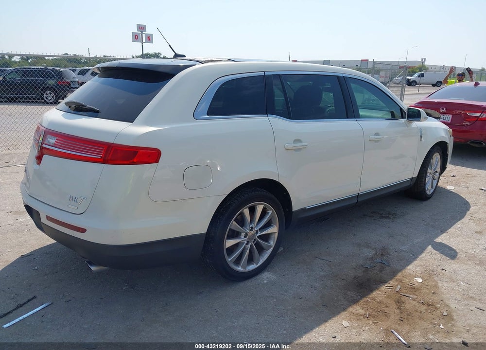 2012 LINCOLN MKT VIN: 2LMHJ5AT9CBL54348