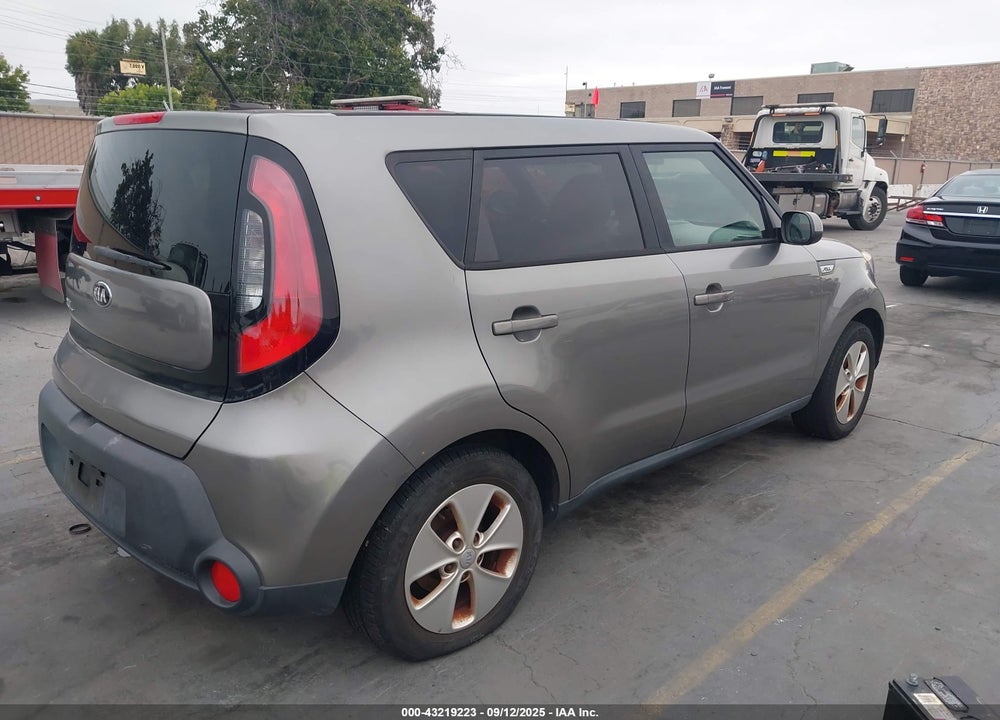 2016 KIA SOUL VIN: KNDJN2A26G7281160