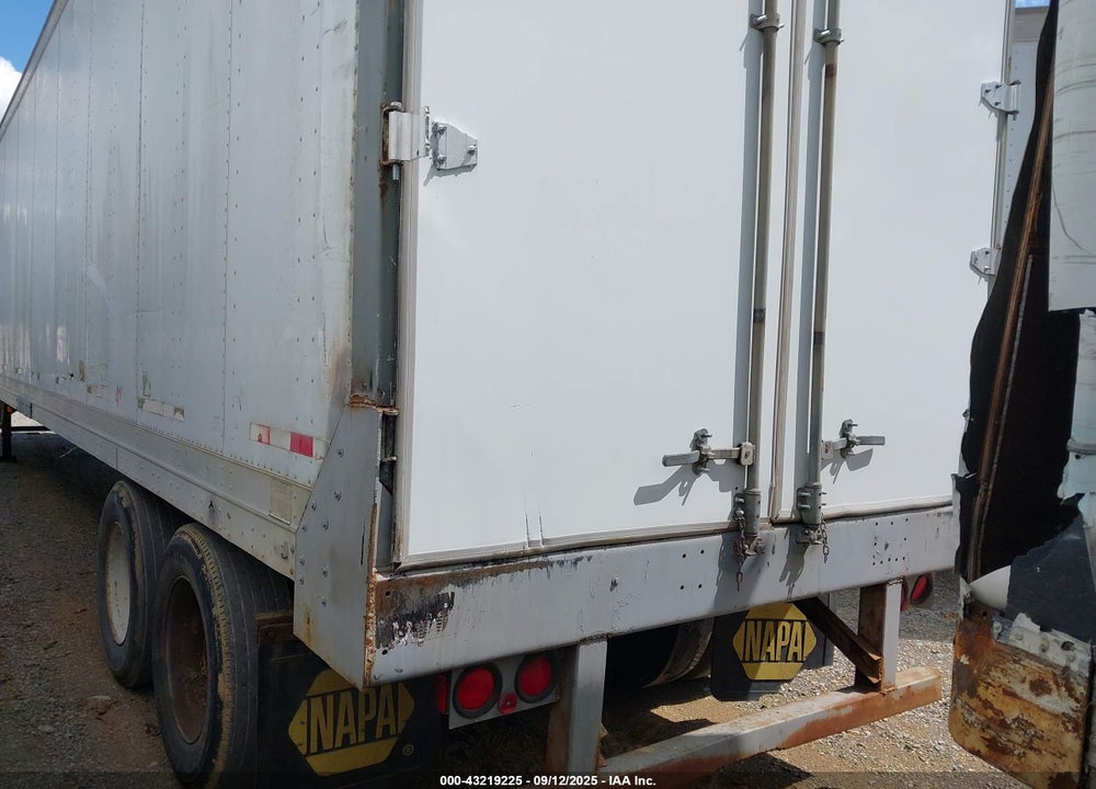 1999 GREAT DANE TRAILERS --- VIN: 1GRAA0626XB161239