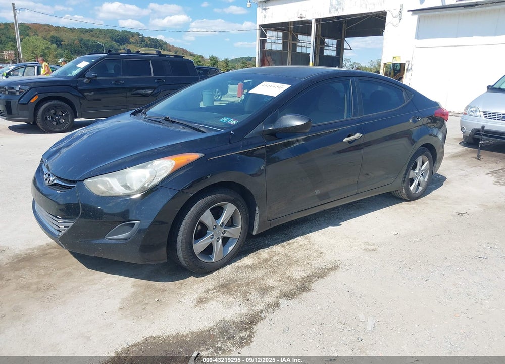 2011 HYUNDAI ELANTRA VIN: 5NPDH4AE0BH003577