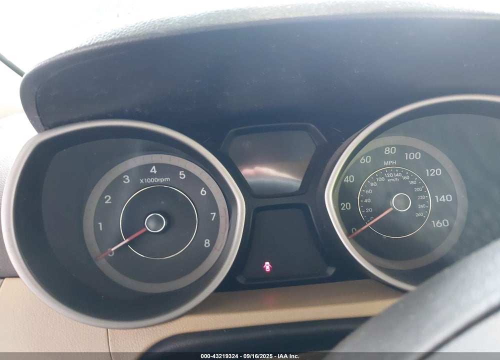 2012 HYUNDAI ELANTRA VIN: KMHDH4AE2CU469322