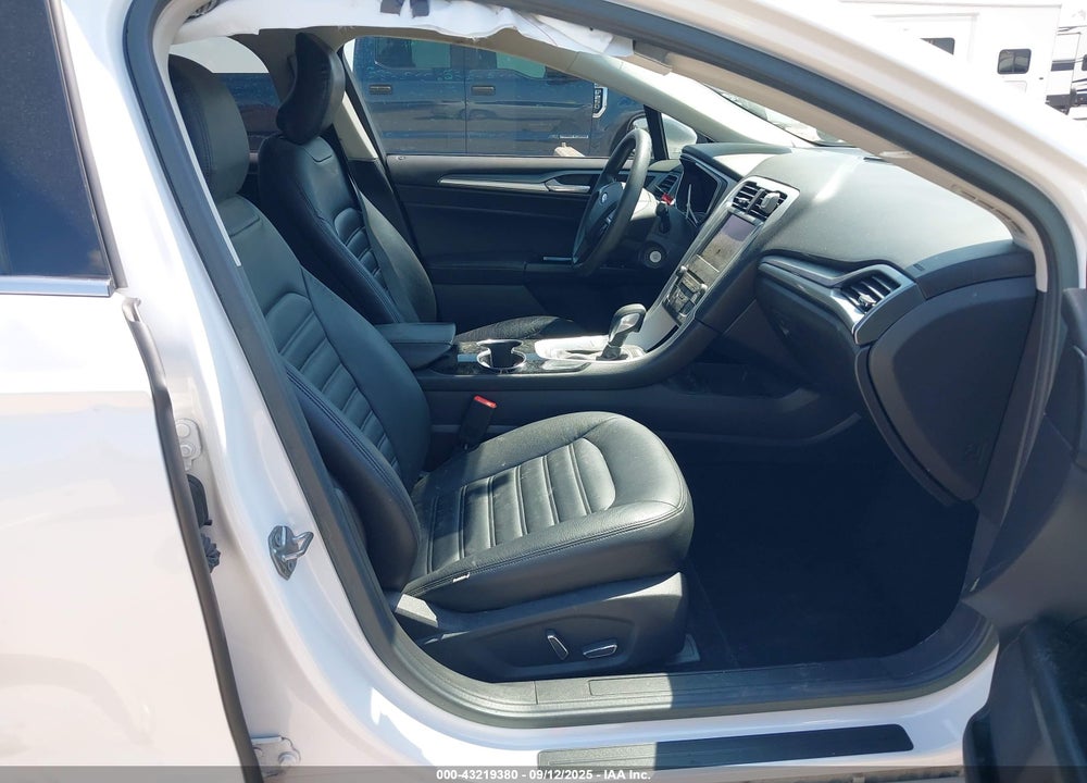 2016 FORD FUSION VIN: 3FA6P0H75GR143615