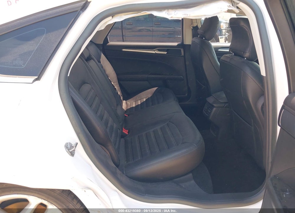 2016 FORD FUSION VIN: 3FA6P0H75GR143615