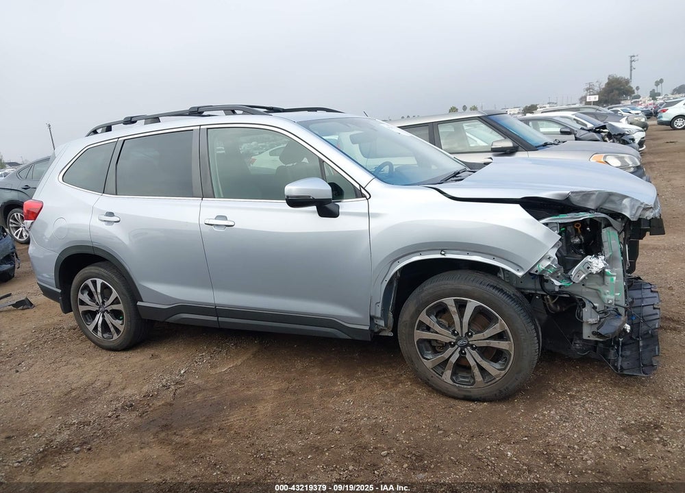 2022 SUBARU FORESTER LIMITED VIN: JF2SKAPC2NH430521