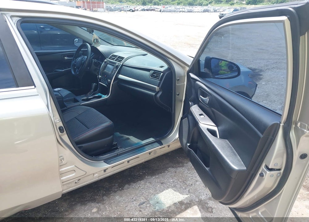 2015 TOYOTA CAMRY VIN: 4T1BF1FK2FU034640