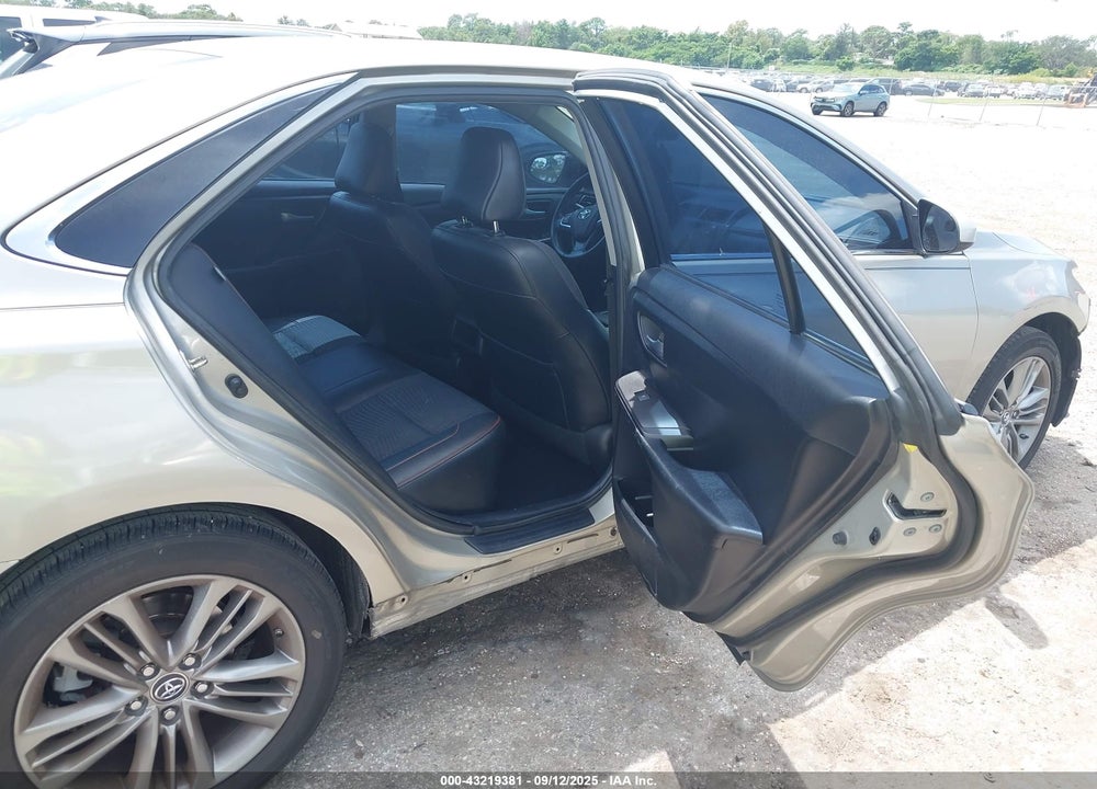 2015 TOYOTA CAMRY VIN: 4T1BF1FK2FU034640
