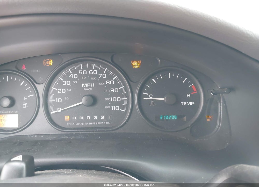 2005 CHEVROLET VENTURE LT VIN: 1GNDV33E75D104195