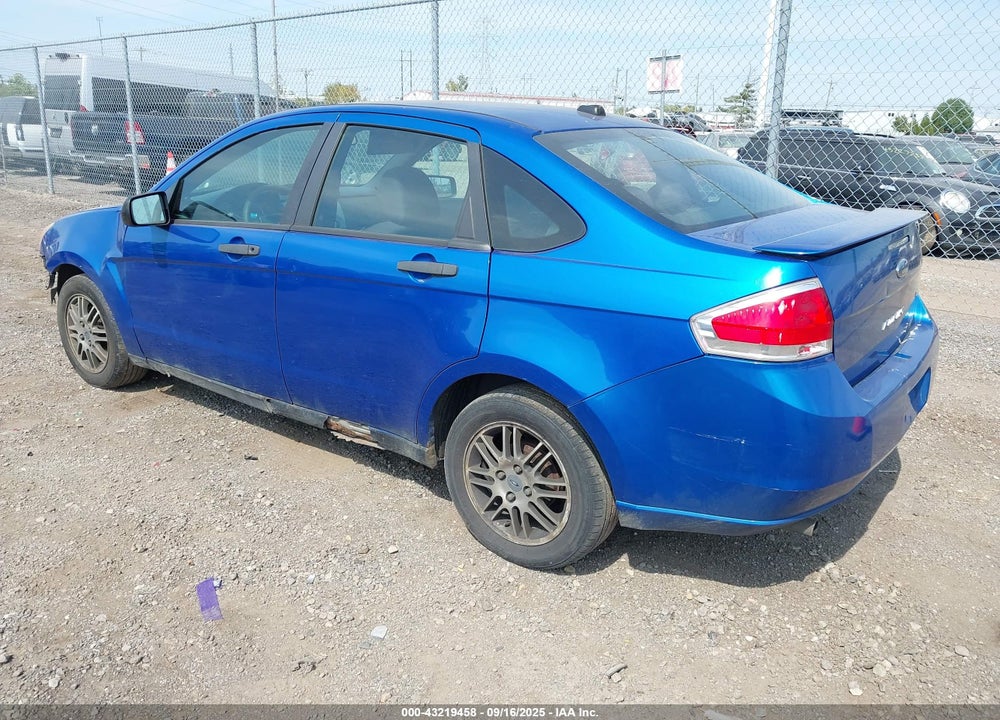 2011 FORD FOCUS VIN: 1FAHP3FN5BW162070