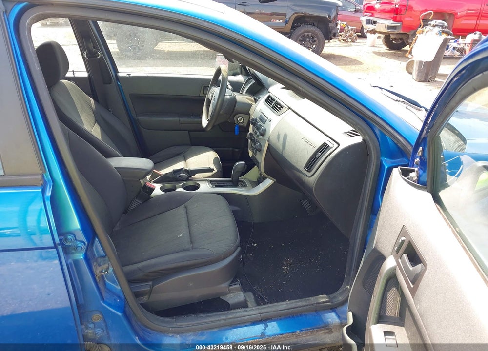 2011 FORD FOCUS VIN: 1FAHP3FN5BW162070