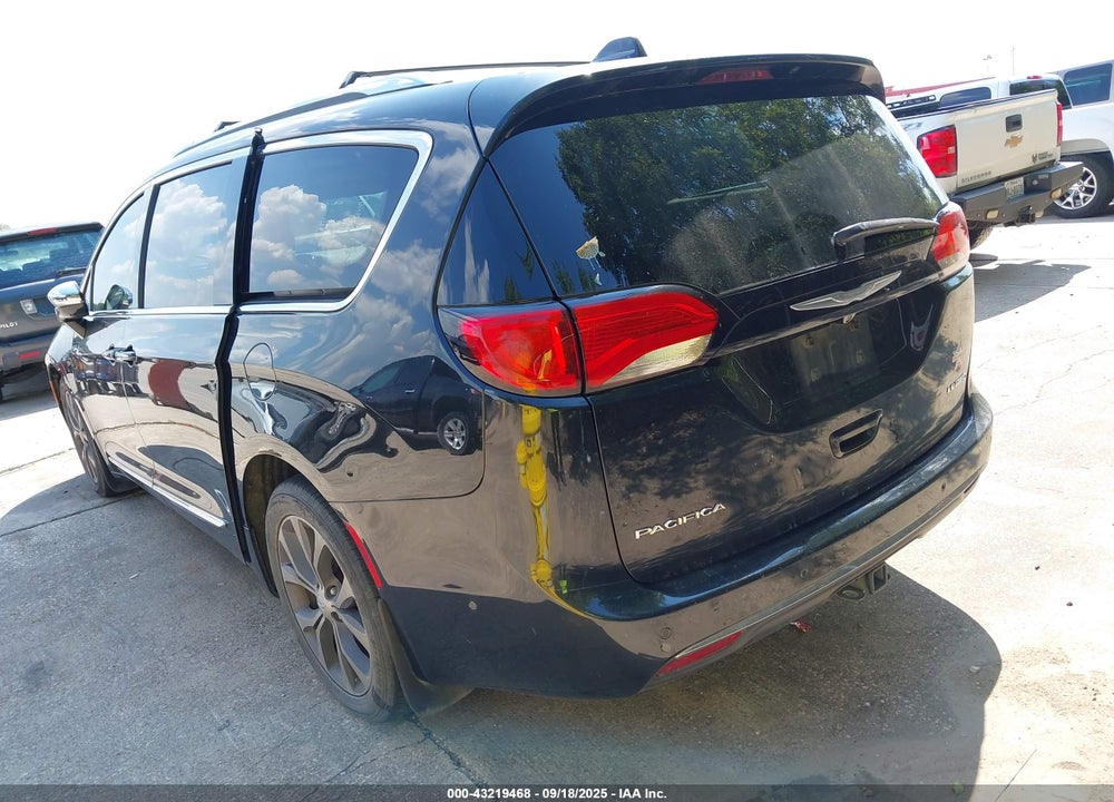 2017 CHRYSLER PACIFICA LIMITED VIN: 2C4RC1GG0HR602860