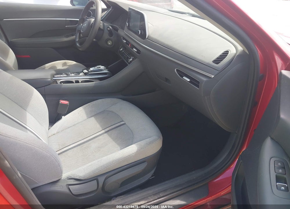 2021 HYUNDAI SONATA SE VIN: 5NPEG4JAXMH119361