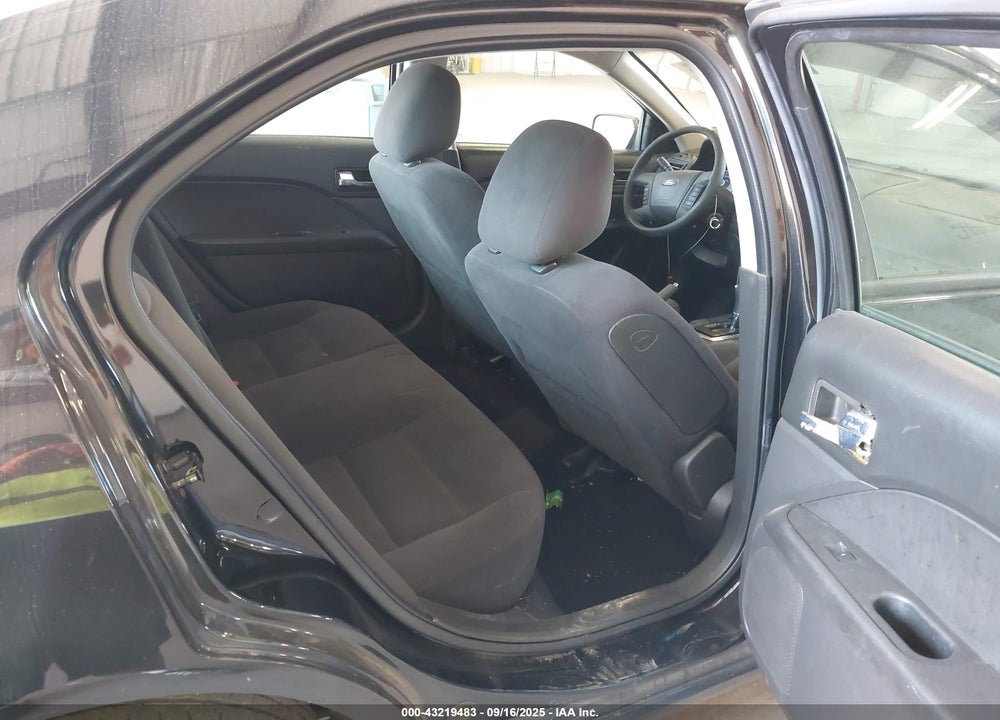 2009 FORD FUSION SE VIN: 3FAHP07139R155089
