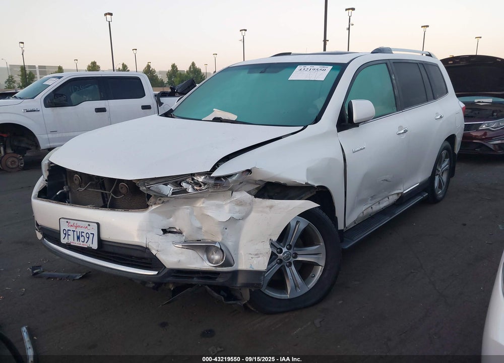 2011 TOYOTA HIGHLANDER LIMITED V6 VIN: 5TDDK3EHXBS077020