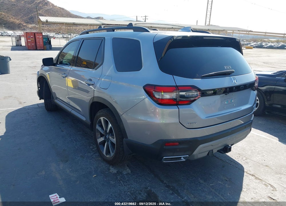 2023 HONDA PILOT VIN: 5FNYG1H83PB007714