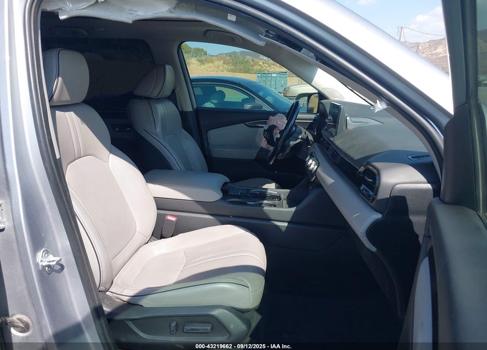 2023 HONDA PILOT VIN: 5FNYG1H83PB007714