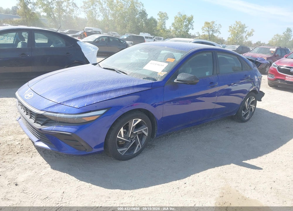 2025 HYUNDAI ELANTRA SEL SPORT VIN: KMHLM4DG4SU880045