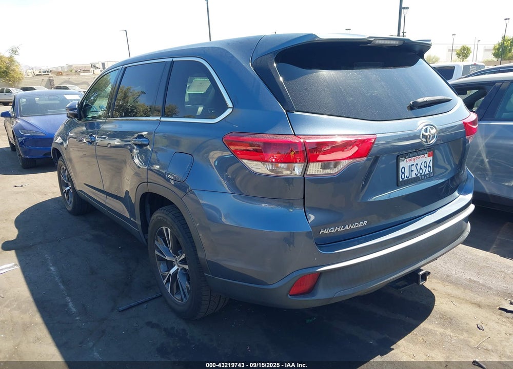 2019 TOYOTA HIGHLANDER LE VIN: 5TDZZRFH7KS315991