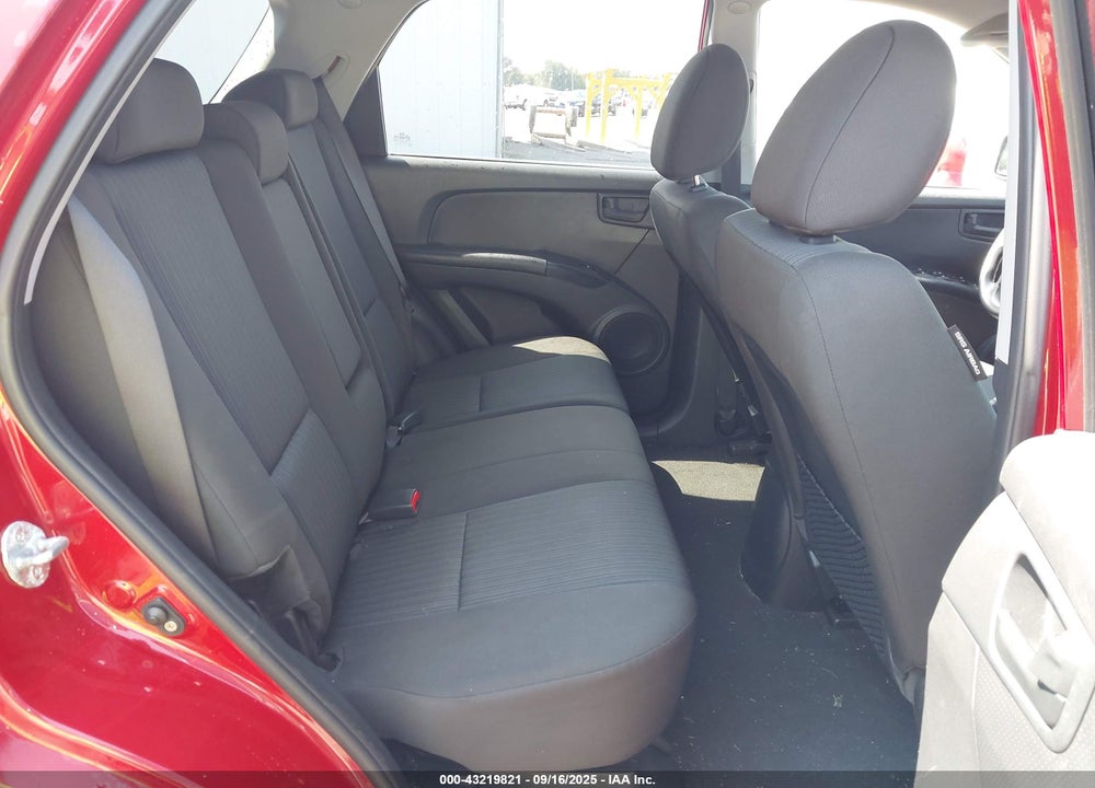 2009 KIA SPORTAGE VIN: KNDJF724497574908