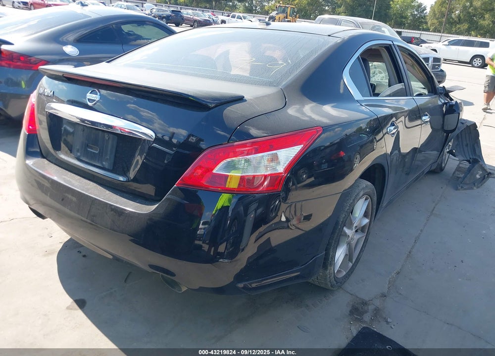 2010 NISSAN MAXIMA VIN: 1N4AA5AP8AC821556