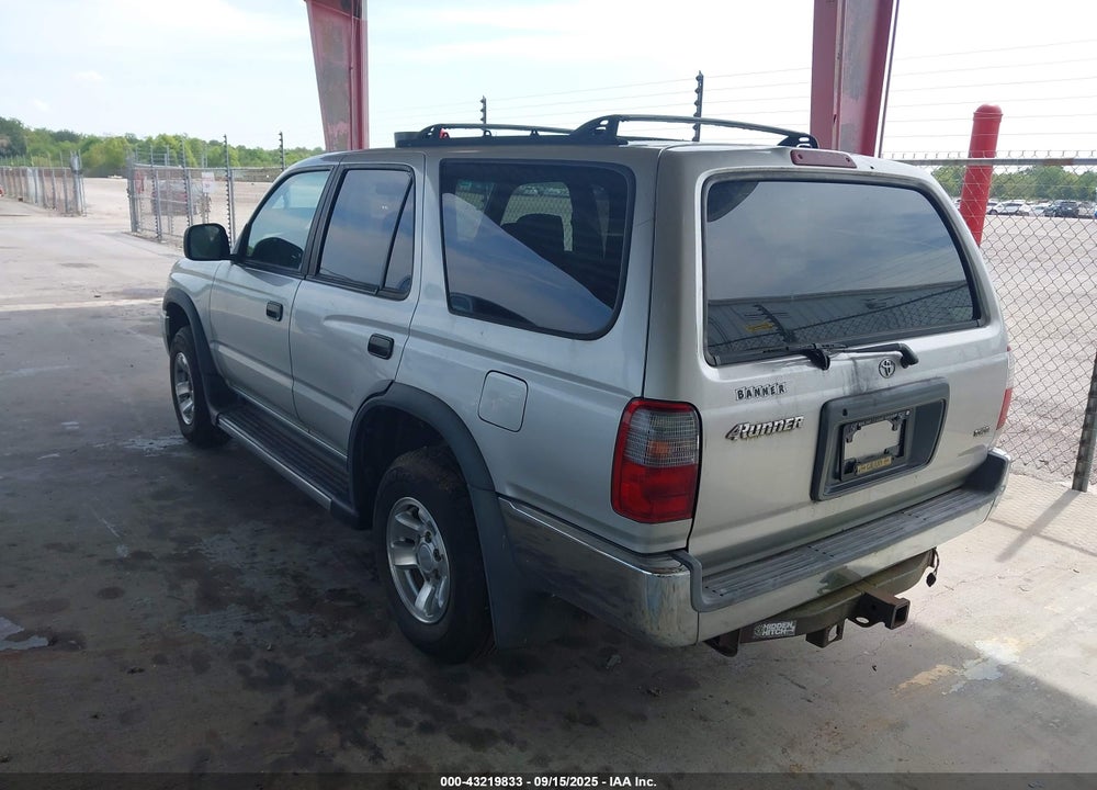 2000 TOYOTA 4RUNNER VIN: JT3GM84R0Y0066705