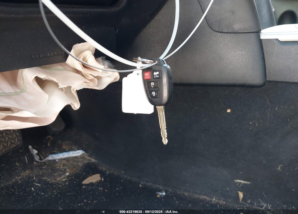 2012 TOYOTA CAMRY SE VIN: 4T1BF1FK0CU608941