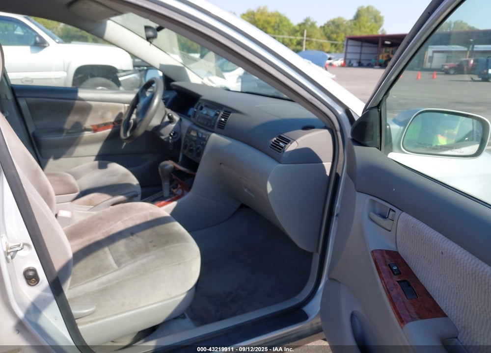 2005 TOYOTA COROLLA LE VIN: 2T1BR32E35C326610