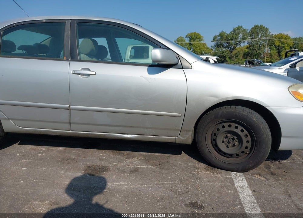 2005 TOYOTA COROLLA LE VIN: 2T1BR32E35C326610