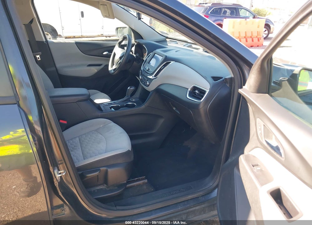 2020 CHEVROLET EQUINOX VIN: 2GNAXHEV4L6164440