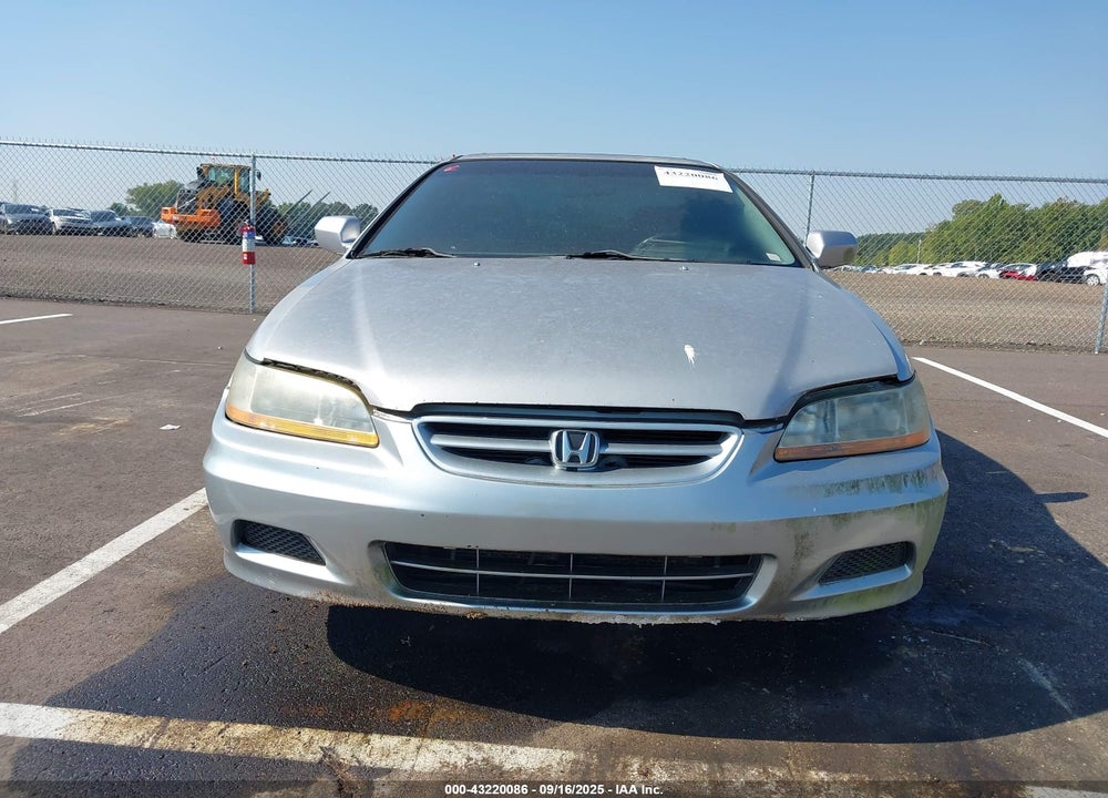 2002 HONDA ACCORD 3.0 EX VIN: 1HGCG22582A023117
