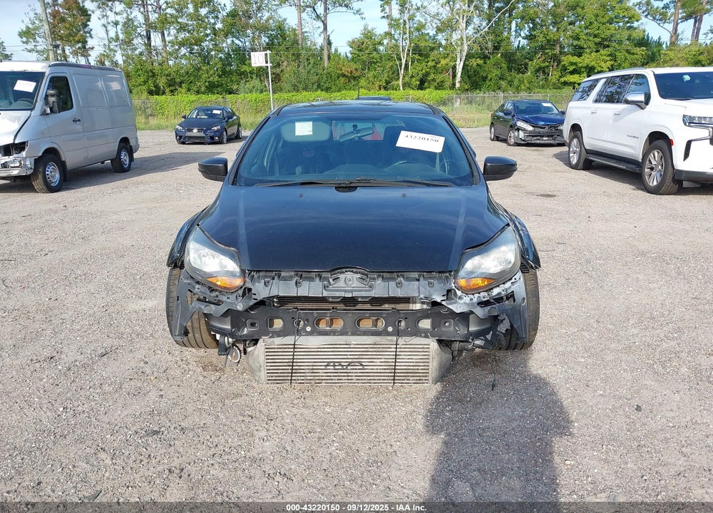 2013 FORD FOCUS VIN: 1FADP3L90DL364602
