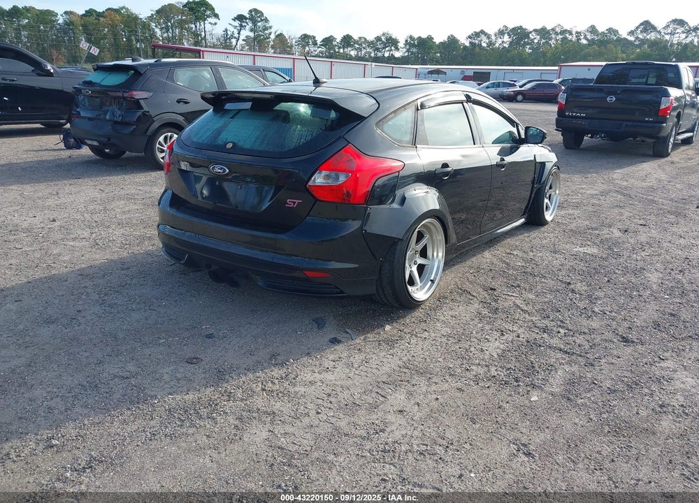 2013 FORD FOCUS VIN: 1FADP3L90DL364602