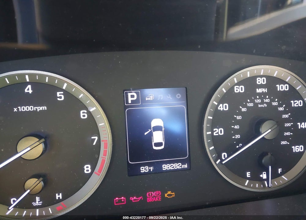 2015 HYUNDAI SONATA VIN: 5NPE24AF9FH137461