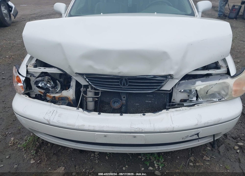 1998 ACURA RL 3.5 VIN: JH4KA9661WC010273