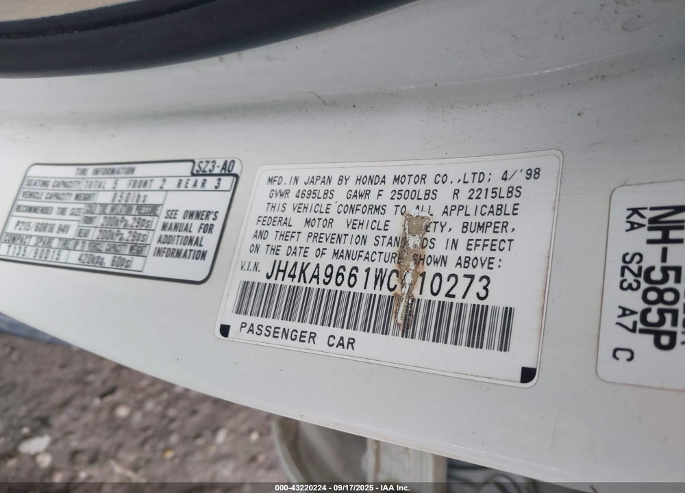 1998 ACURA RL 3.5 VIN: JH4KA9661WC010273