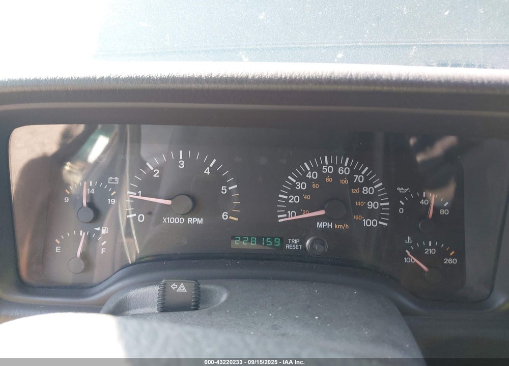 2001 JEEP CHEROKEE SPORT VIN: 1J4FF48S31L601953