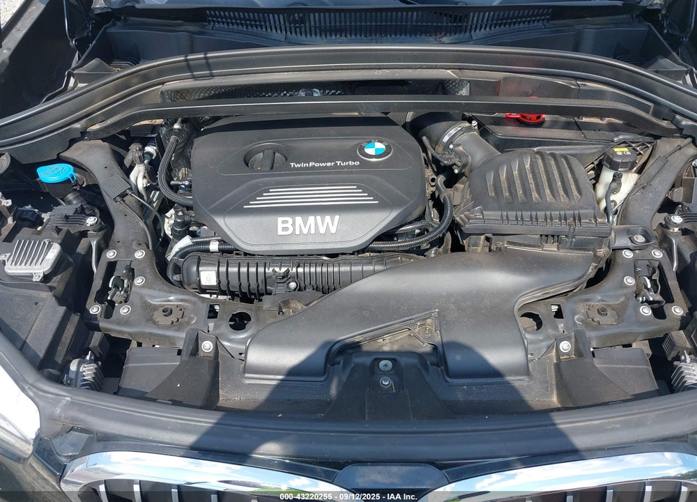 2016 BMW X1 XDRIVE28I VIN: WBXHT3C32G5E50186