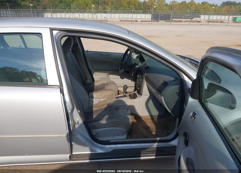 2005 CHEVROLET COBALT VIN: 1G1AK52F557557829