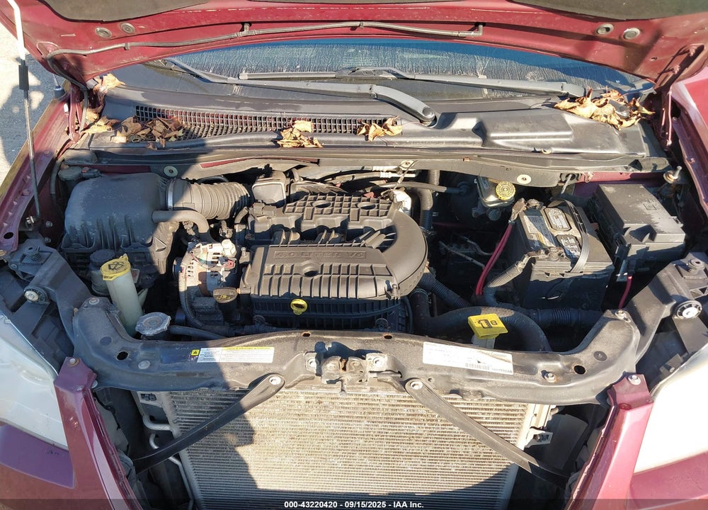 2008 CHRYSLER TOWN & COUNTRY VIN: 2A8HR64X68R661531