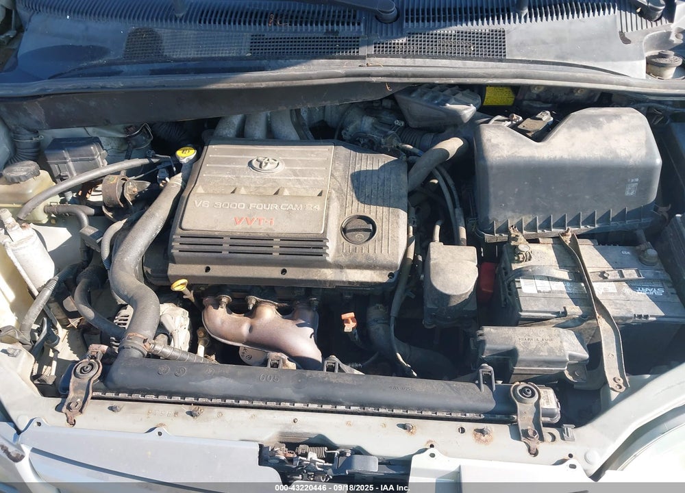 2001 TOYOTA SIENNA XLE VIN: 4T3ZF13C71U377827