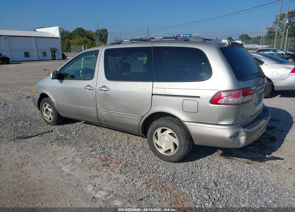 2001 TOYOTA SIENNA XLE VIN: 4T3ZF13C71U377827