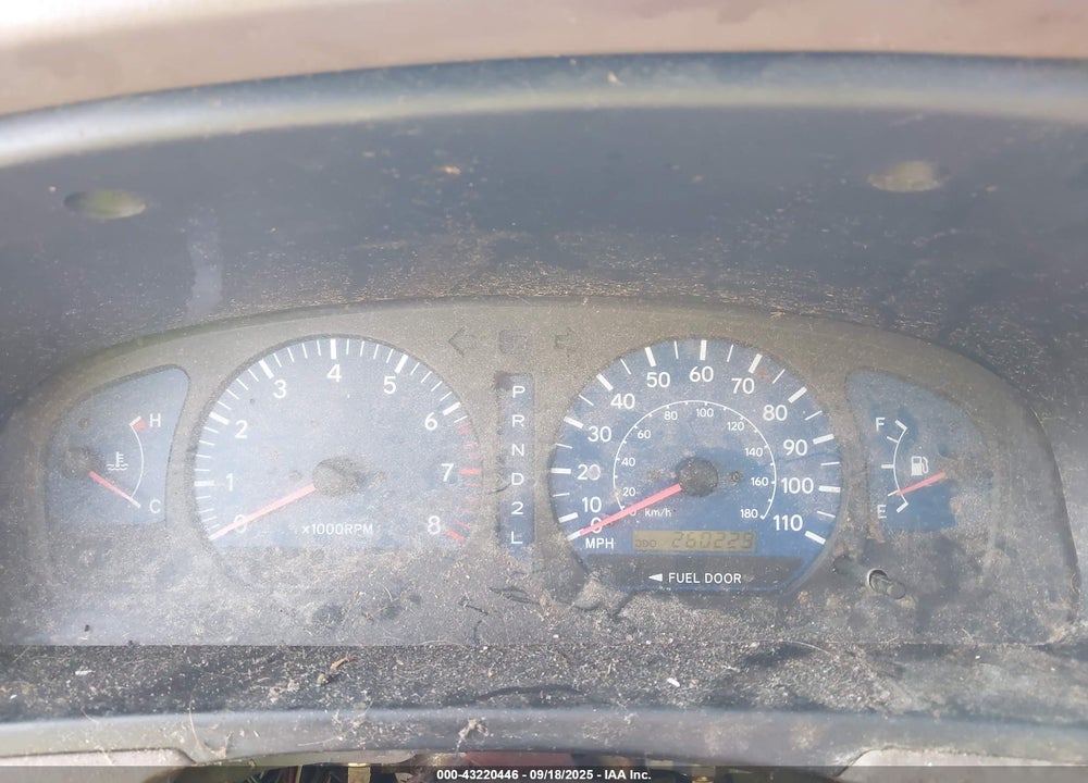 2001 TOYOTA SIENNA XLE VIN: 4T3ZF13C71U377827