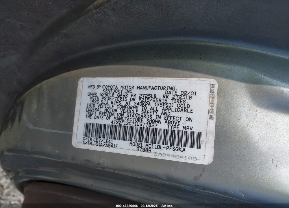 2001 TOYOTA SIENNA XLE VIN: 4T3ZF13C71U377827