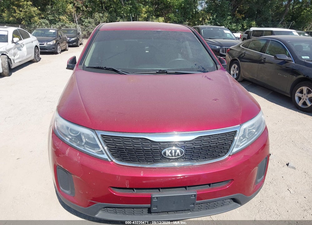 2015 KIA SORENTO LX VIN: 5XYKT3A60FG627224