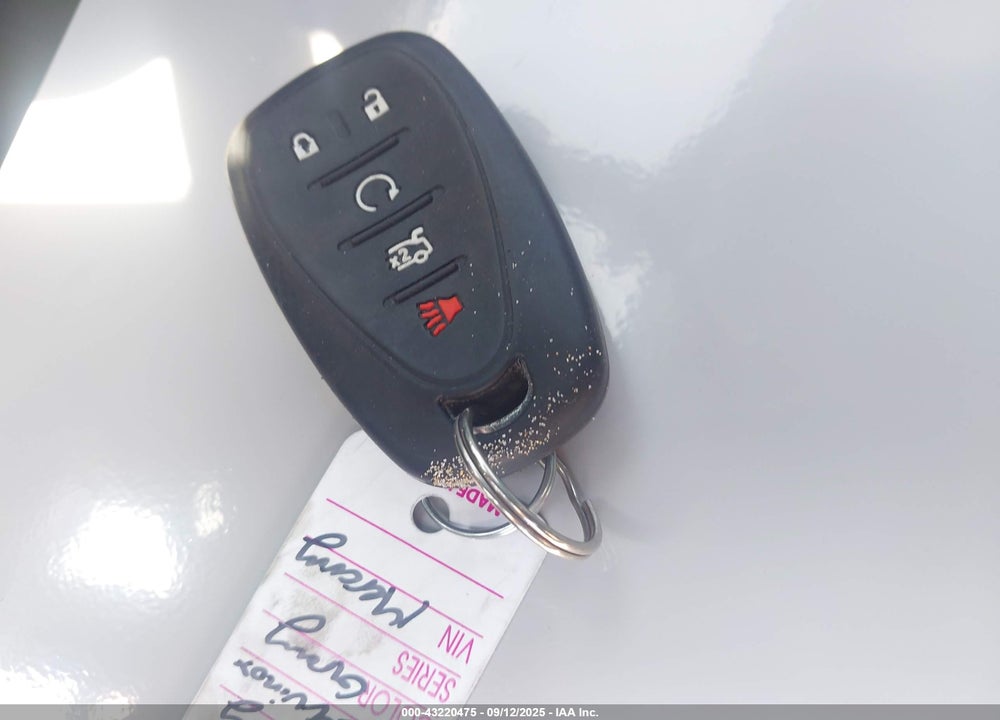 2019 CHEVROLET EQUINOX LT VIN: 2GNAXKEV2K6211640