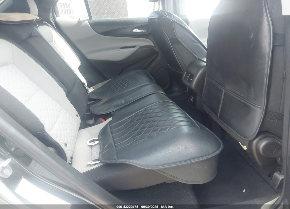 2019 CHEVROLET EQUINOX LT VIN: 2GNAXKEV2K6211640