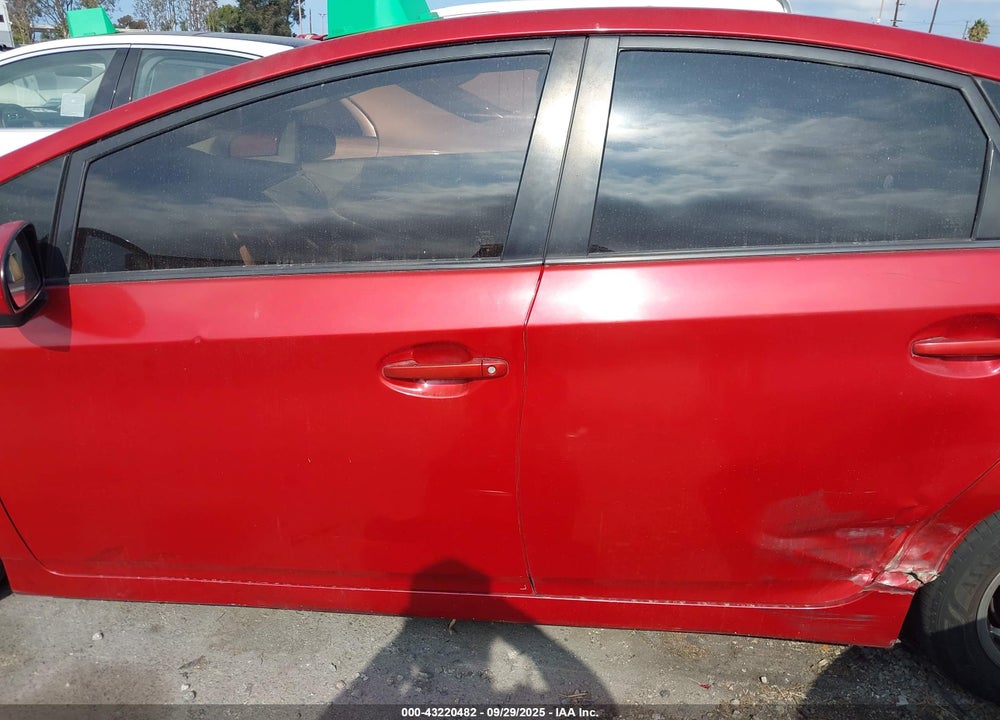 2013 TOYOTA PRIUS THREE VIN: JTDKN3DU4D5544213